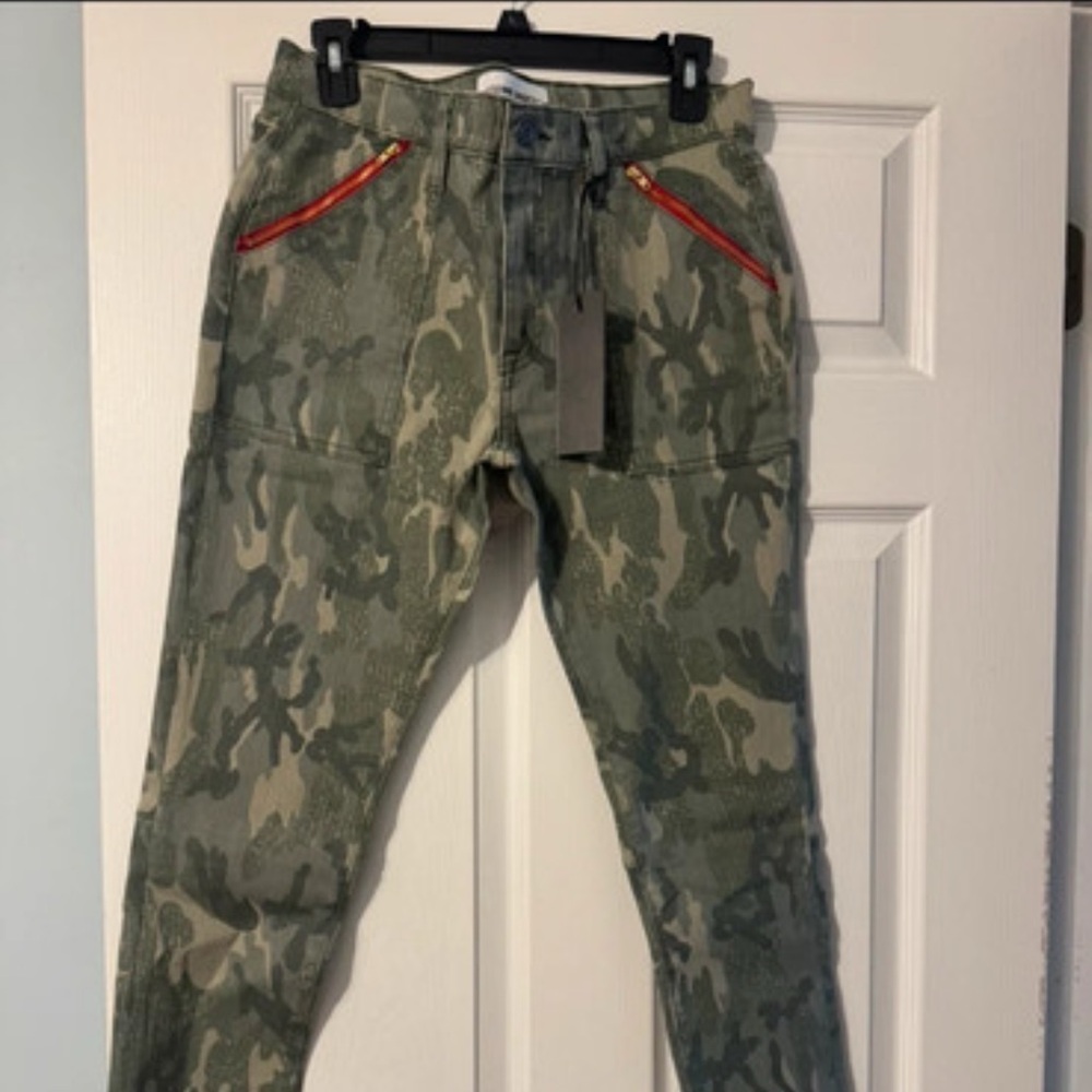 Women’s Camouflage Casual Pants with Red Zip Accents